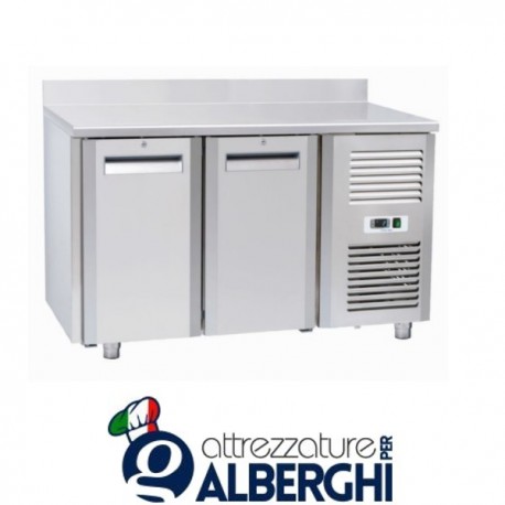 Tavolo frigo refrigerato inox 2 porte con motore c/alzatina -2°/+8°C – QR2200